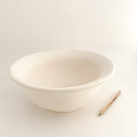 CC22 Large Elegant Bowl